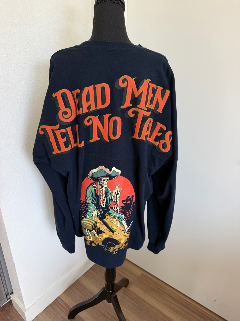 Disney Pirates of the Caribbean Spirit Jersey XL